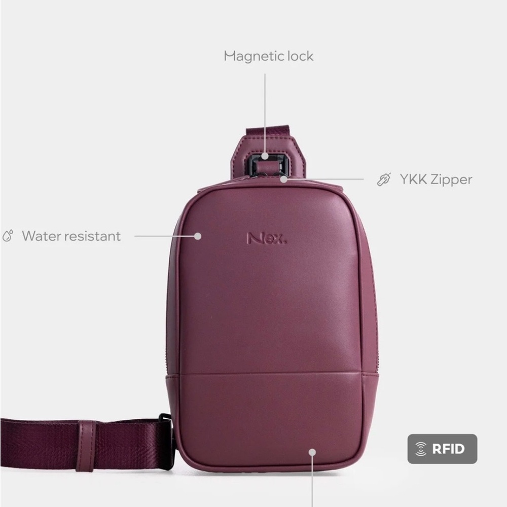 Magnetic/detachable crossbody/chest Nex bag, vegan leather, like new - Picture 3 of 11